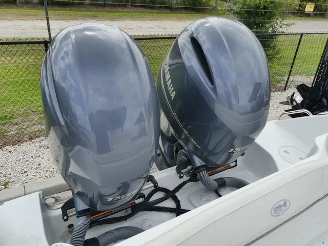Slide: The Image of Sea Hunt Ultra 265 SE 2023 - 5