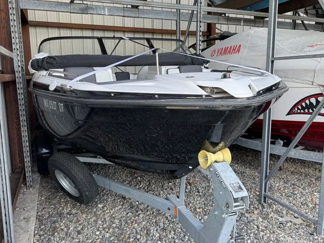 Slide: The Image of Yamaha SX210 2022 - 2