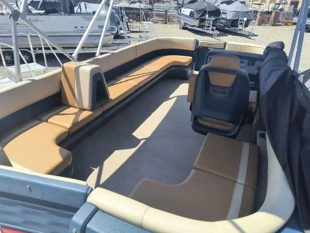 Slide: The Image of Avalon Aura Pontoon Boats 2025 - 18