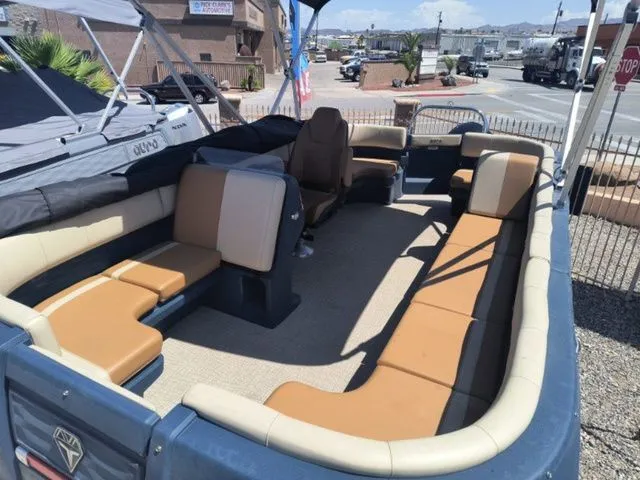 Slide: The Image of Avalon Aura 2185 Quad Lounge Triple Tube 2025 - 8