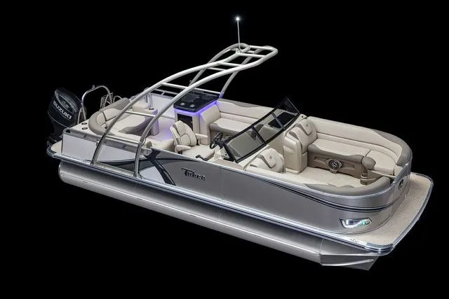The Image of Tahoe LTZ Elite Windshield 23 FT 2026 - 1