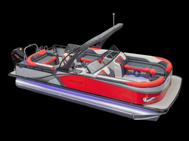 Slide: The Image of Tahoe LTZ Elite Windshield 23 FT 2026 - 6