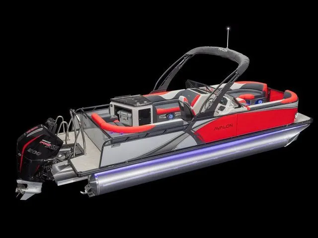 Slide: The Image of Tahoe LTZ Elite Windshield 23 FT 2026 - 7