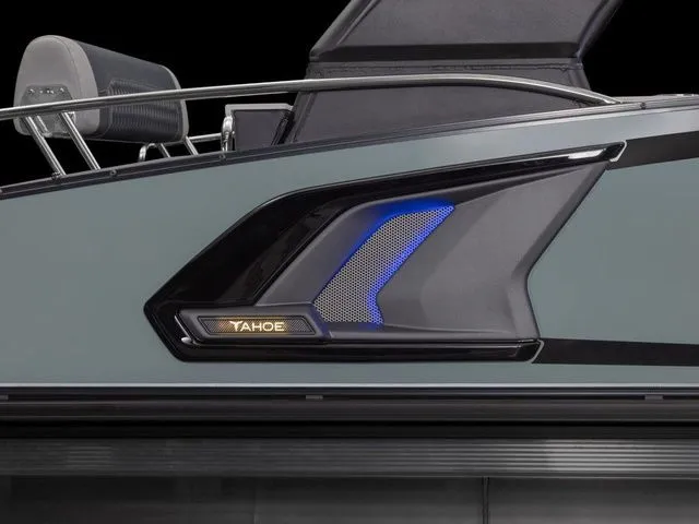 Slide: The Image of Tahoe Grand Tahoe LTD Cruise Rear Bench 25 FT 2026 - 10