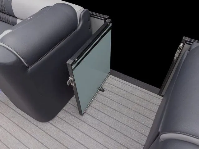 Slide: The Image of Tahoe Grand Tahoe LTD Cruise Rear Bench 25 FT 2026 - 5