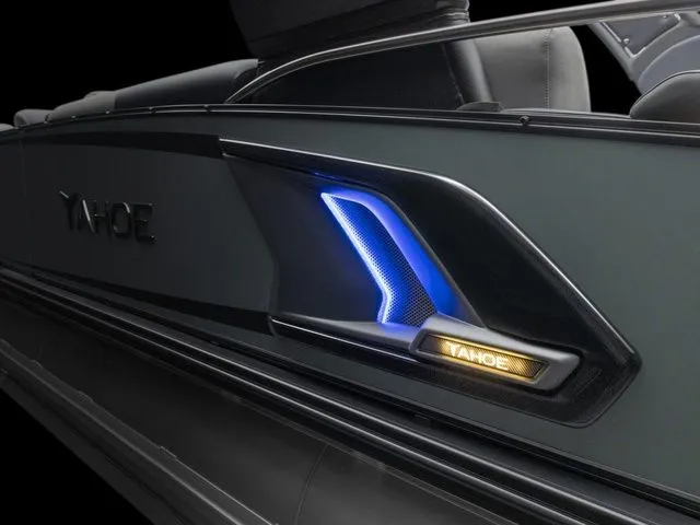 Slide: The Image of Tahoe Grand Tahoe LTD Cruise Rear Bench 25 FT 2026 - 9