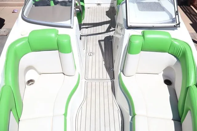 Slide: The Image of Yamaha 242 Limited S 2012 - 12