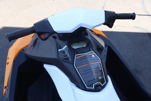 Slide: The Image of Sea-Doo Spark 3Up IBR ROTAX® 900 HO ACE™ Convenience Packa 2015 - 11