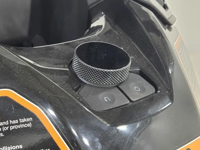 Slide: The Image of Kawasaki Jet Ski Ultra 160 2026 - 14