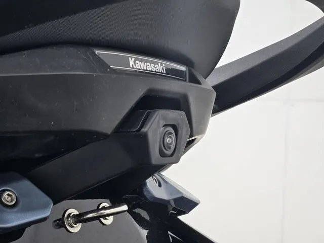 Slide: The Image of Kawasaki Jet Ski Ultra 160 2026 - 17