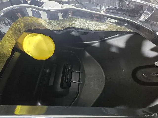 Slide: The Image of Kawasaki Jet Ski Ultra 160 2026 - 19