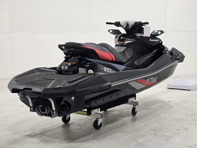 Slide: The Image of Kawasaki Jet Ski Ultra 160 2026 - 7