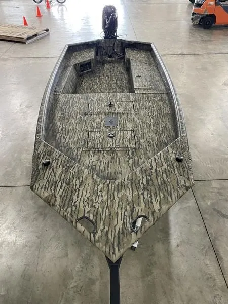 Slide: The Image of SeaArk 1752 SLAYER PRO 2025 - 5