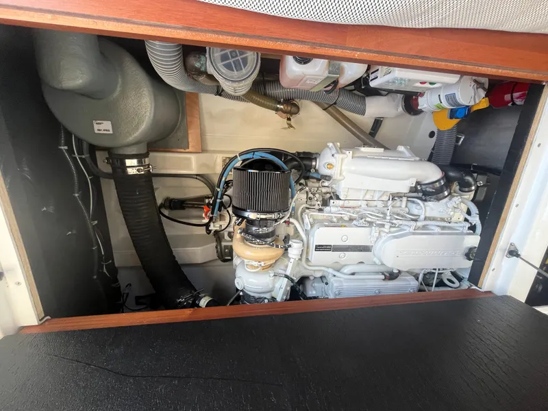 Slide: The Image of Beneteau Swift Trawler 34 2015 - 24