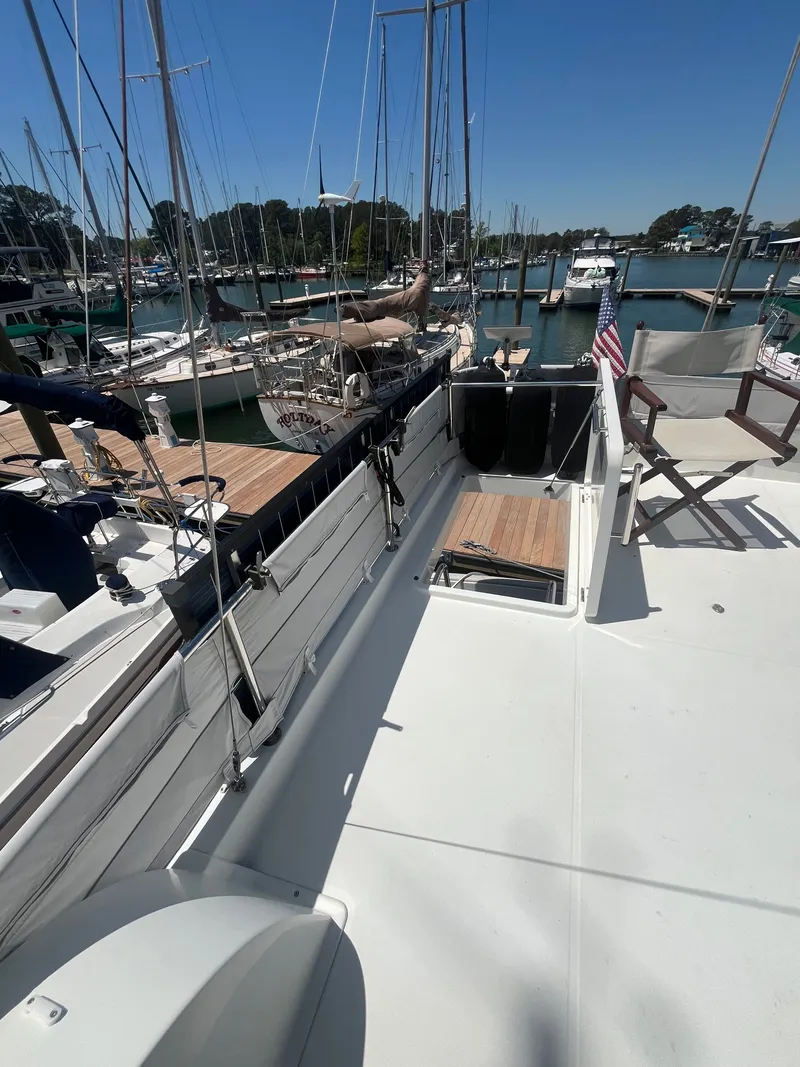Slide: The Image of 2015 Beneteau Swift Trawler 34 Fly at dock, deck view. - 46