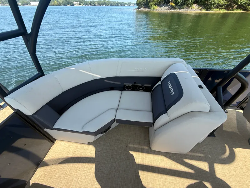 Slide: The Image of Harris Cruiser 250 2026 - 13