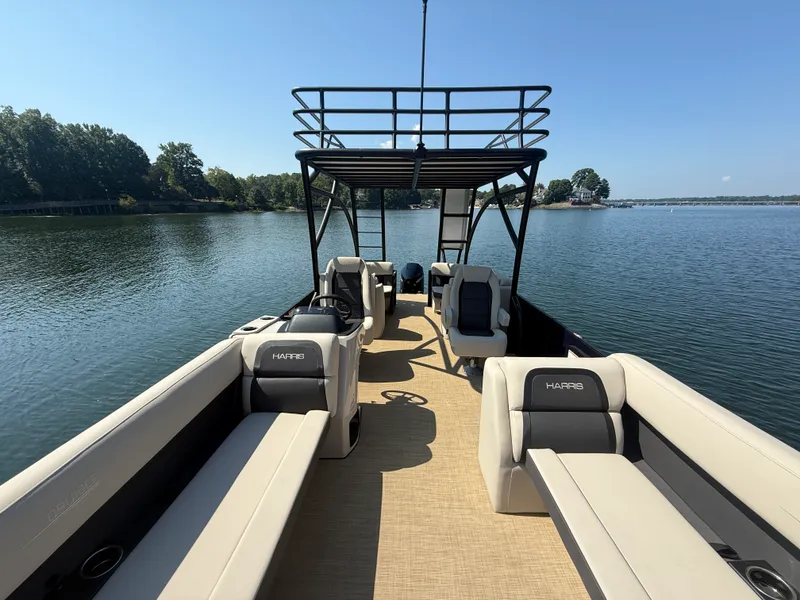Slide: The Image of Harris Cruiser 250 2026 - 28