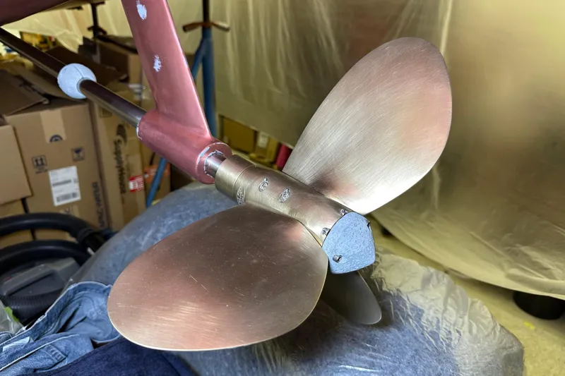 Slide: The Image of Max Prop feathering Propellor - 158