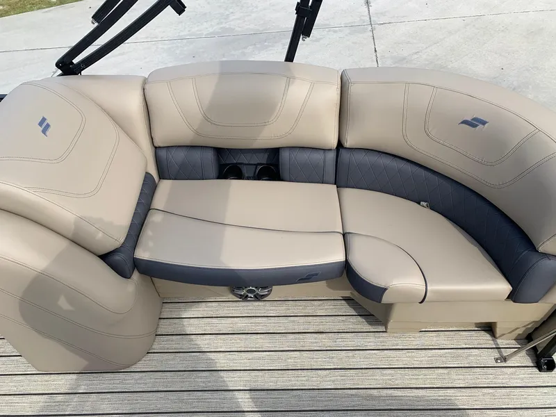 Slide: The Image of Beige and gray seating on a 2021 Starcraft SLS 3 boat. - 11