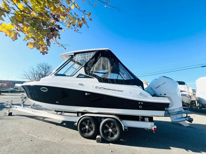 The Image of Crownline Boats 280 DC 2025 - 0