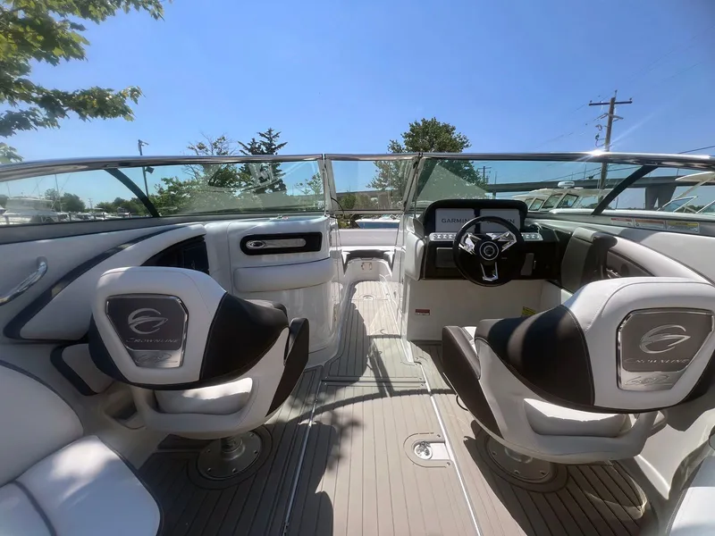 Slide: The Image of Crownline Boats Eclipse E260 XS 2026 - 2