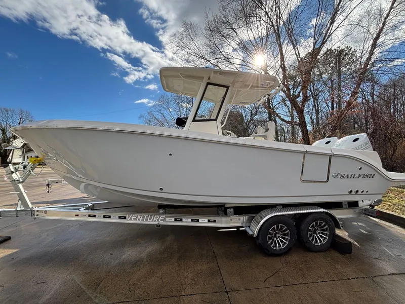 The Image of Sailfish 252 CC 2026 - 0