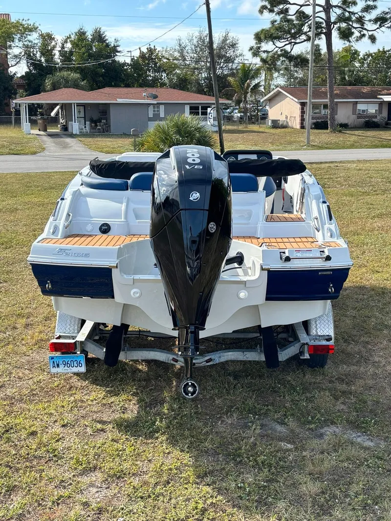 Slide: The Image of Crownline Boats E210XS 2026 - 8