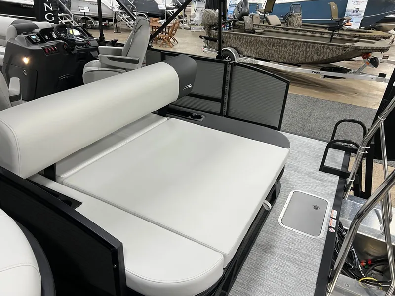 Slide: The Image of Bennington 22 S SWINGBACK 2026 - 10