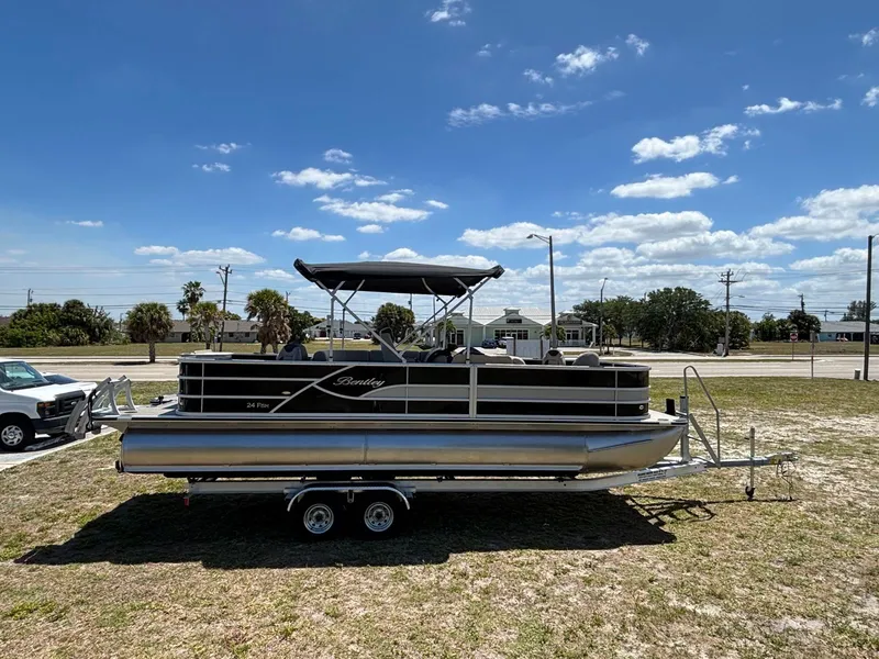 Slide: The Image of Bentley Pontoons Fish 243 4PT 2026 - 2