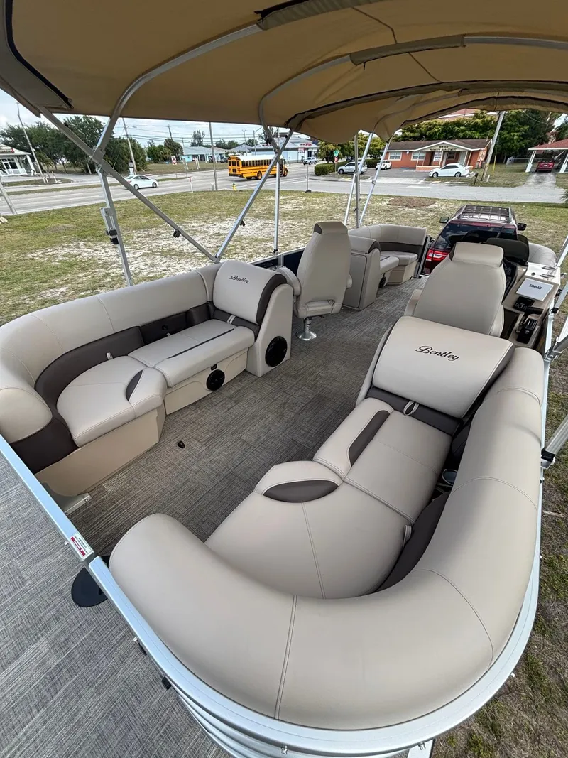 Slide: The Image of Bentley Pontoons Legacy 223 Navigator 2026 - 8