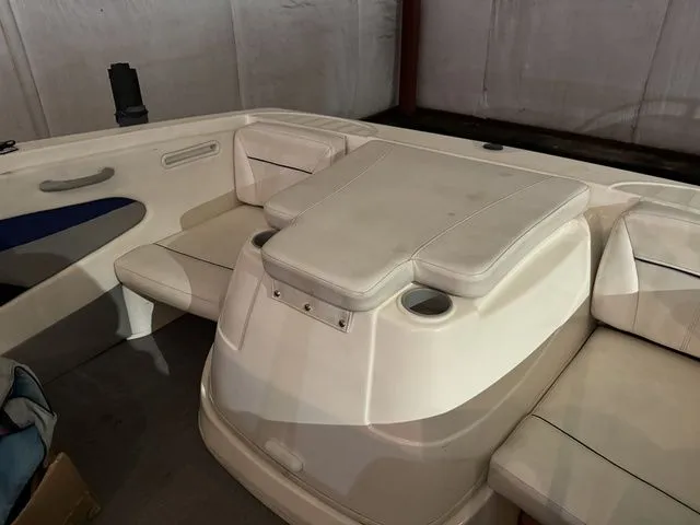 Slide: The Image of Bayliner Discovery 195 2010 - 9