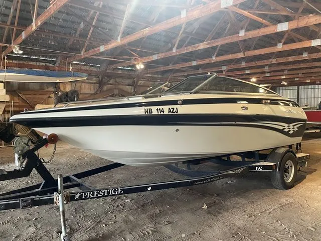 Slide: The Image of Crownline Boats 192 BR 2003 - 4