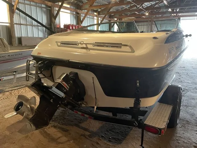 Slide: The Image of Crownline Boats 192 BR 2003 - 7