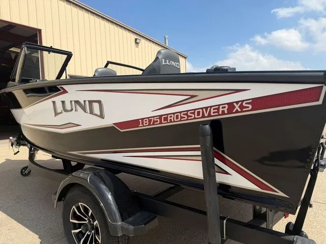 The Image of Lund 1875 Crossover XS 2026 - 1