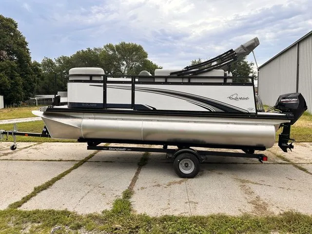The Image of Qwest Qwest E816 Lanai L 2024 - 1