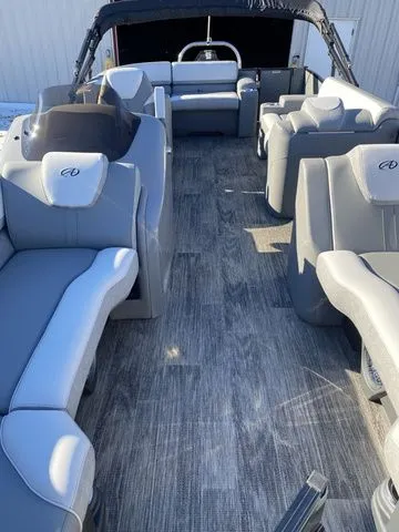 Slide: The Image of Avalon Catalina Elite Oasis 23TT 2023 - 5