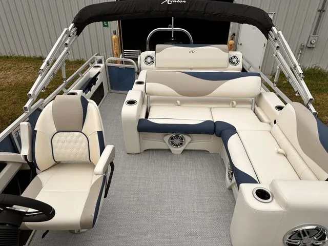 Slide: The Image of Avalon LSV Versatile Rear Lounger 2023 - 7