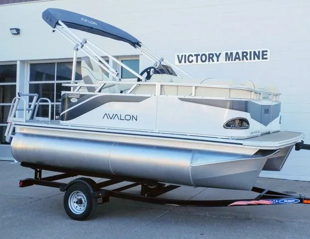 The Image of Avalon 1575 VENTURE CRUISE 2025 - 1