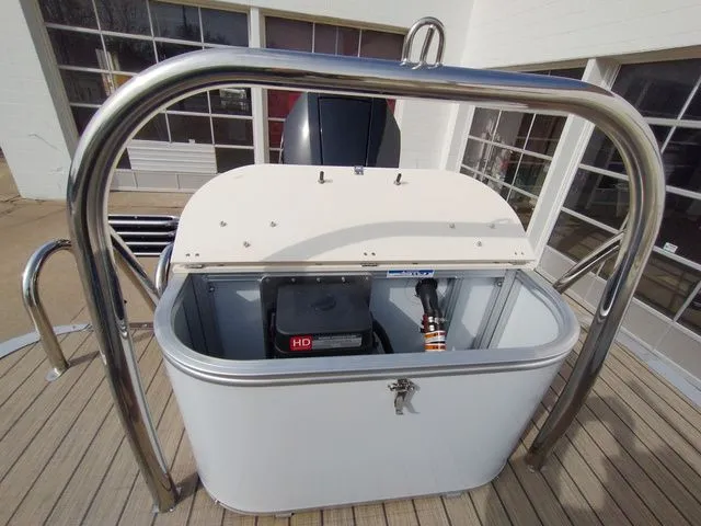 Slide: The Image of Avalon Catalina Versatile Rear Bench 2023 - 24