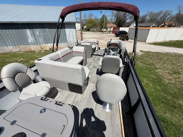 Slide: The Image of Apex Marine Edge 820 XRE Cruise 2022 - 9