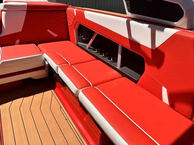 Slide: The Image of Nautique Super Air Nautique GS22 2024 - 13
