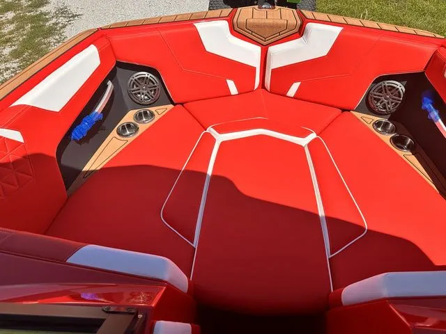 Slide: The Image of Nautique Super Air Nautique GS22 2024 - 16