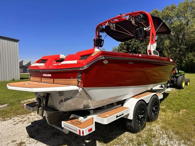Slide: The Image of Nautique Super Air Nautique GS22 2024 - 3