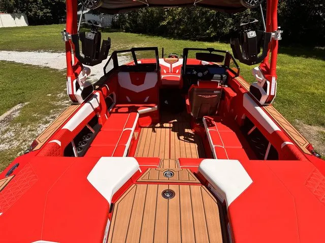 Slide: The Image of Nautique Super Air Nautique GS22 2024 - 7