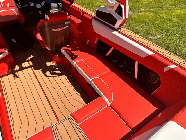 Slide: The Image of Nautique Super Air Nautique GS22 2024 - 9