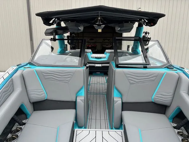 Slide: The Image of Nautique Super Air Nautique G23 2025 - 5