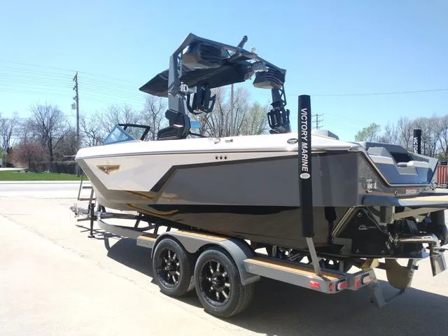 Slide: The Image of Nautique SUPER AIR S23 2025 - 3