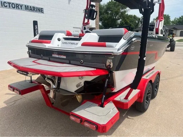 Slide: The Image of Nautique Super Air Nautique GS20 2025 - 10