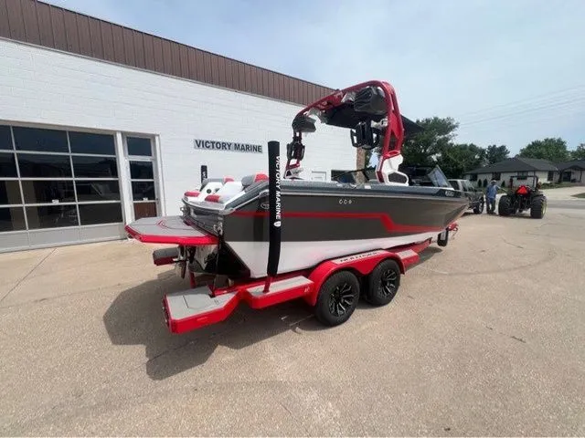 Slide: The Image of Nautique Super Air Nautique GS20 2025 - 11