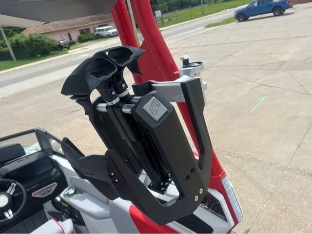 Slide: The Image of Nautique Super Air Nautique GS20 2025 - 20